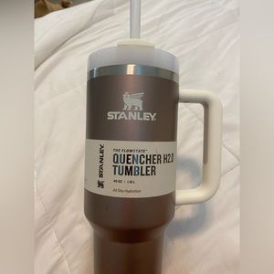 Stanley 40 oz Quencher